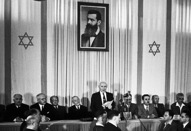 Ben_Gurion_1948