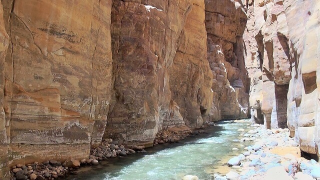 Arnon_canyon_Wadi_Mujib