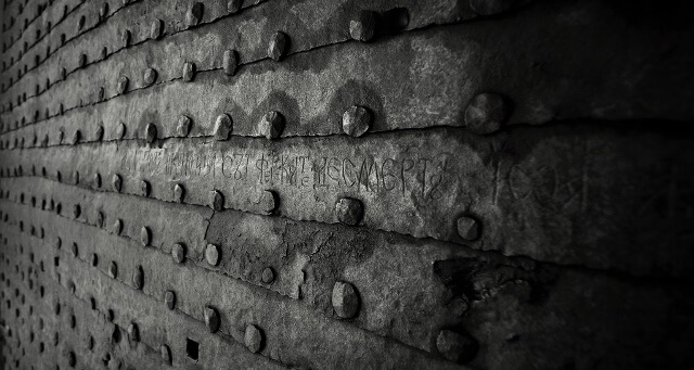 iron_wall